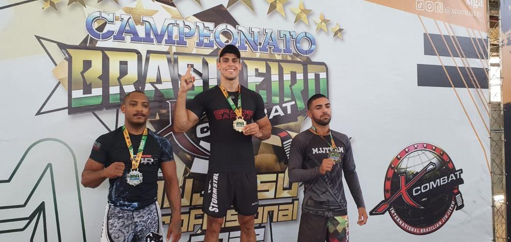 Ubaense conquista título nacional de jiu-jitsu em Vitória - ES 