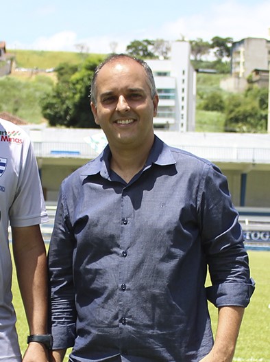 Antonio Queiroz Júnior é reeleito presidente do Aymorés