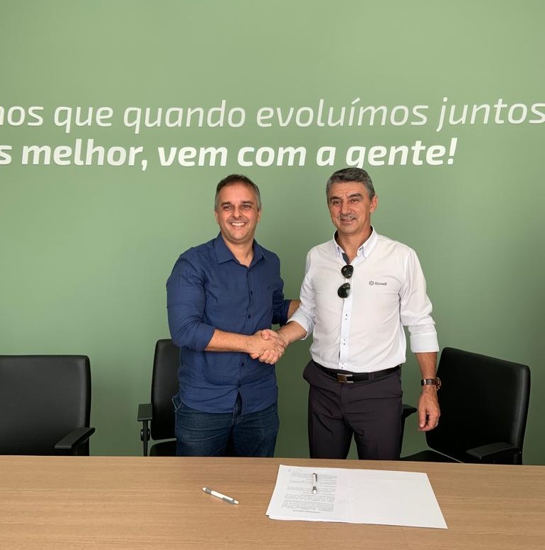Aymorés firma parceria com o Sicredi para a disputa do Campeonato Mineiro Módulo II