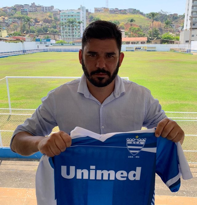 Aymorés apresenta o treinador que comandará do time na Segunda Divisão do Campeonato Mineiro