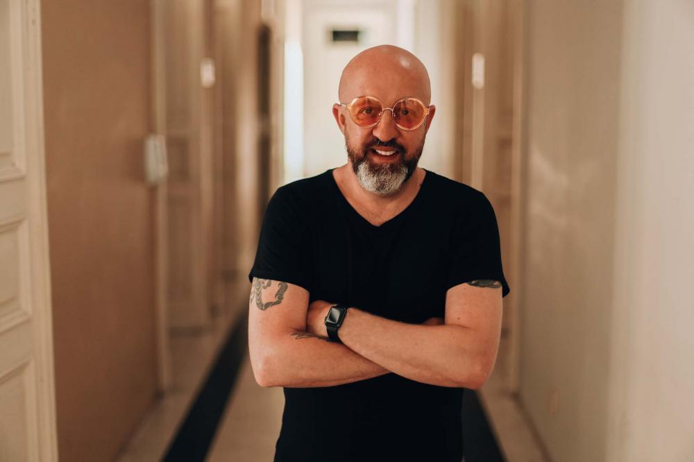 Projeto Grandes Escritores traz Fabrício Carpinejar para Ubá
