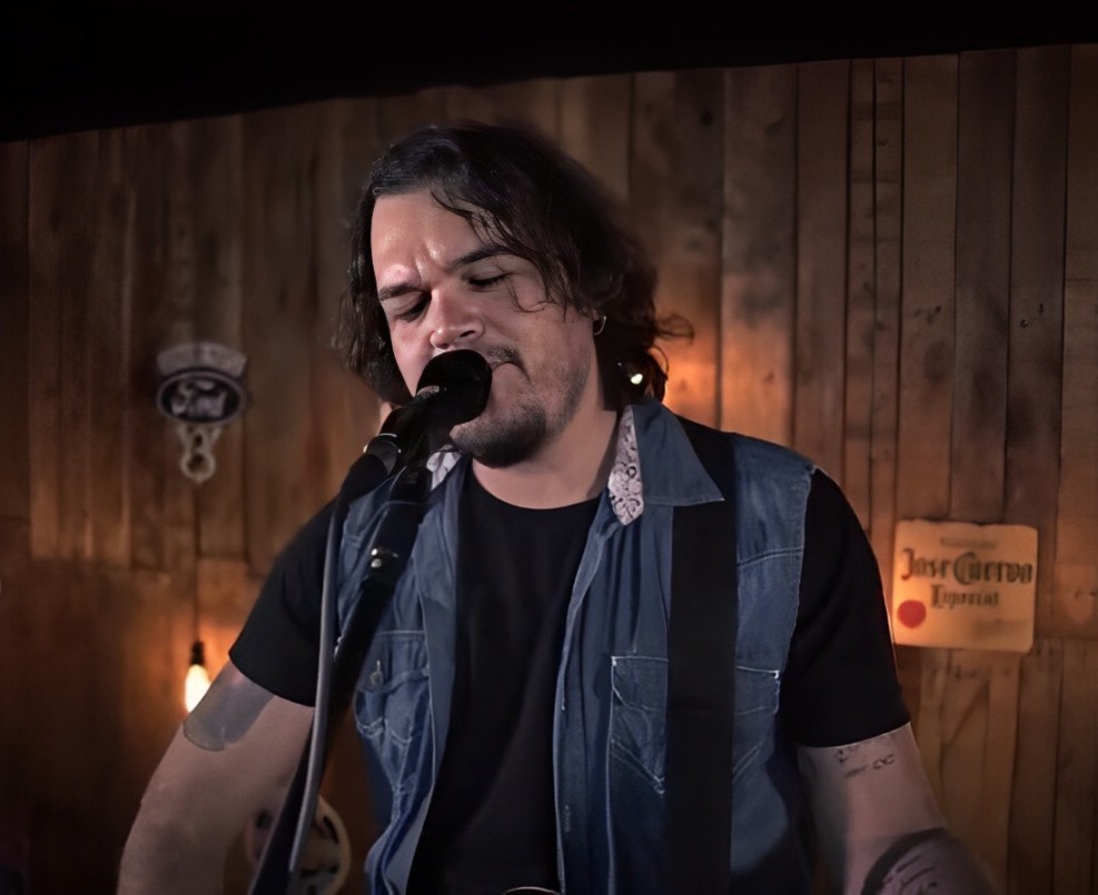 Marcos Müller lança novo single "Nós Dois": Uma reflexão sobre relacionamentos