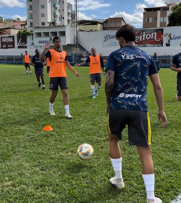Aymorés faz último teste antes de estreia no Campeonato Mineiro