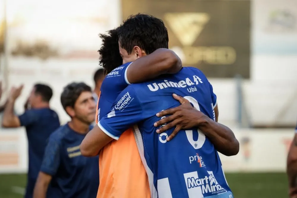 Aymorés conquista inédita vaga na Primeira Divisão do futebol de Minas