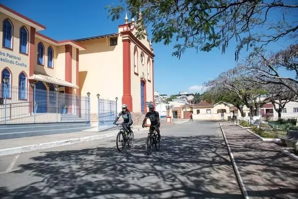 Descaminhos do Ouro: ciclistas ganham nova rota histórica e turística na Zona da Mata