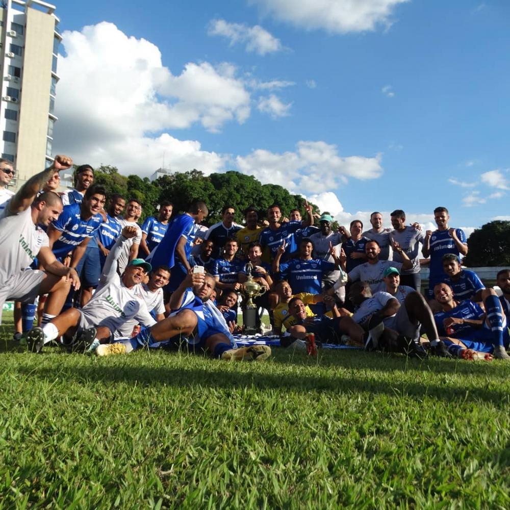 Aymorés atropela Santarritense e é campeão mineiro da Segundona invicto