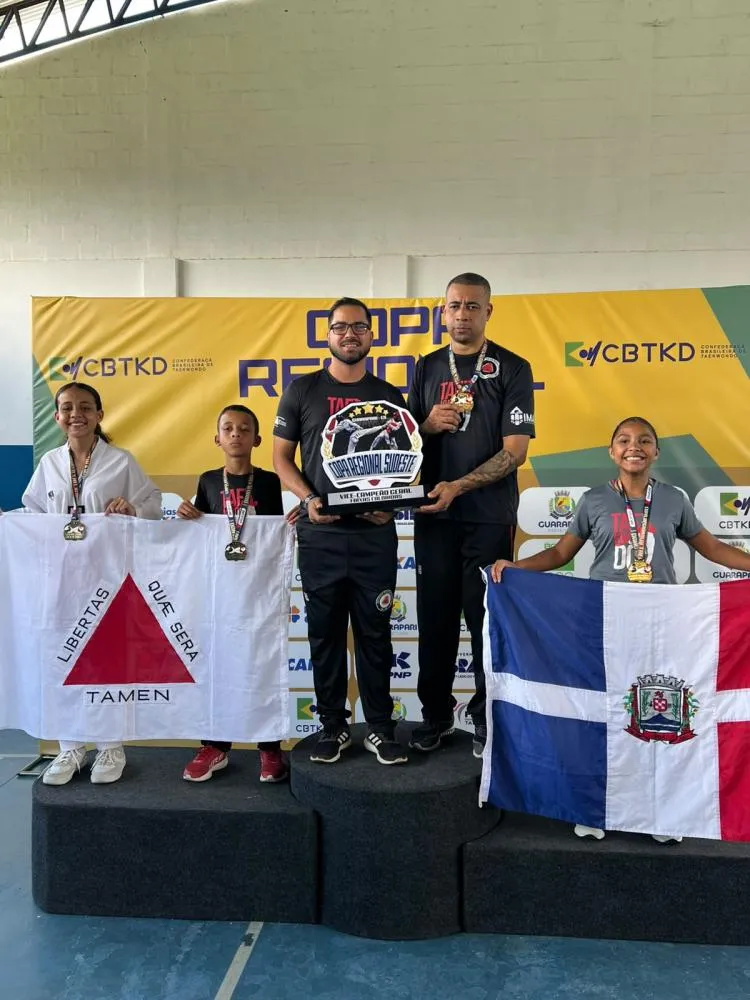 Atletas de Ubá conquistam medalhas e ajudam equipe a alcançar vice-campeonato na Copa Regional Sudeste de Taekwondo
