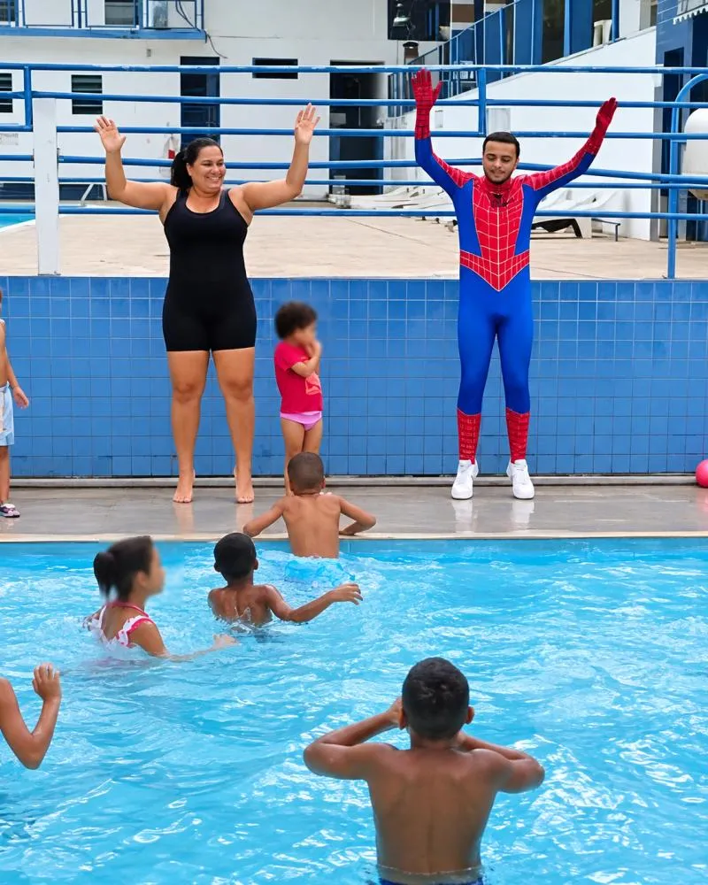 Viação Ubá promove dia de diversão para crianças acolhidas pela Casa da Criança