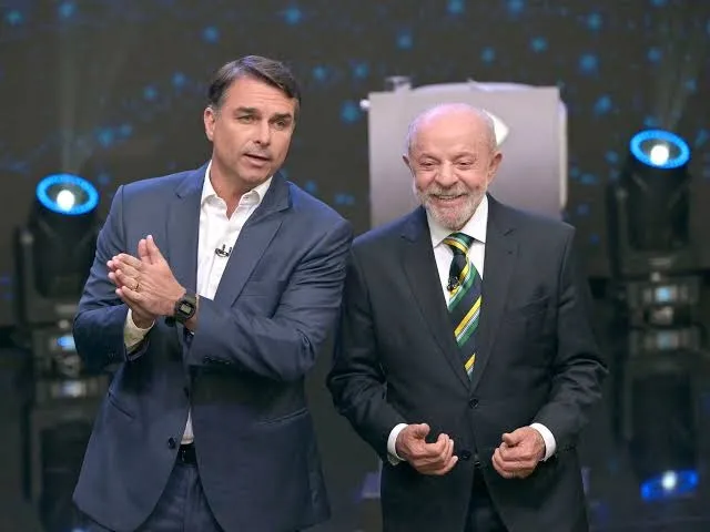 Lula e Flávio brigaram por atenção no debate, e o eleitor indeciso continua esperando uma proposta