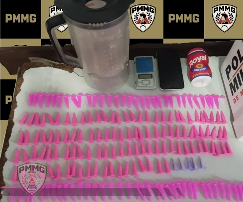 Jovem de 19 anos é preso com 115 pinos de cocaína e maconha no bairro Antônio Maranhão