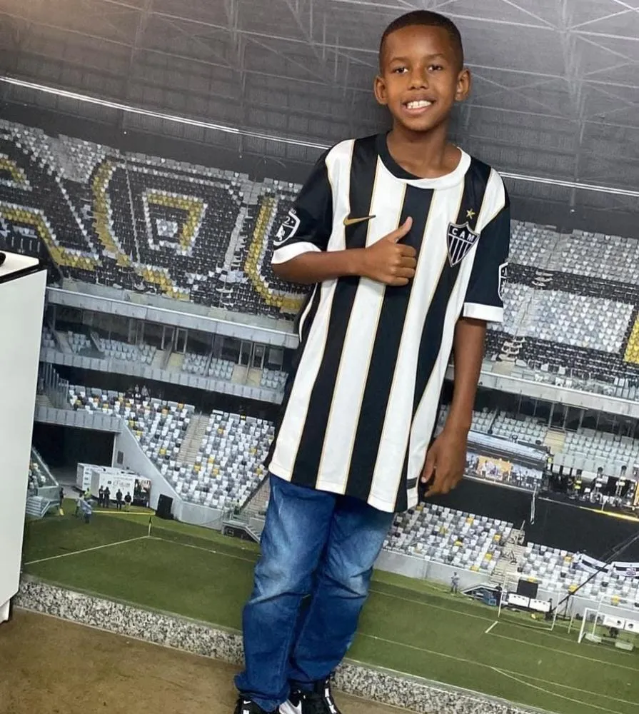 Aymorés revela talentos: jogador do Sub-10 é aprovado pelo Atlético-MG e outros três passam por avaliação no Flamengo
