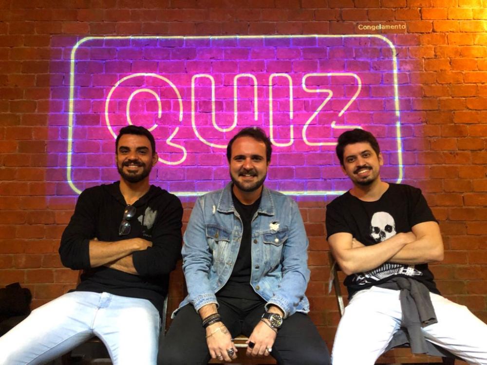 Equipe do programa Buxixo traz descontração e bom humor com quiz na choperia Barril